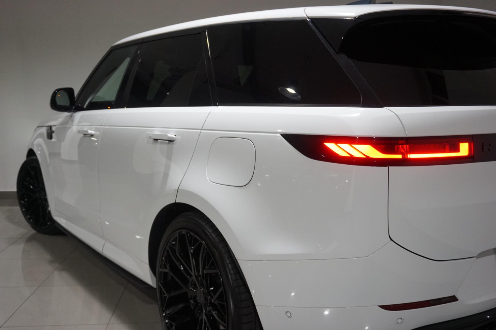 Land Rover Range Rover Sport 3.0 P440e 38.2kWh Dynamic SE Auto 4WD Euro 6 (s/s) 5dr